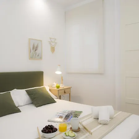 Apartment Singularstays Sorolla